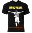 Parçalı forma ile Harry Kewell T-shirt'ü.